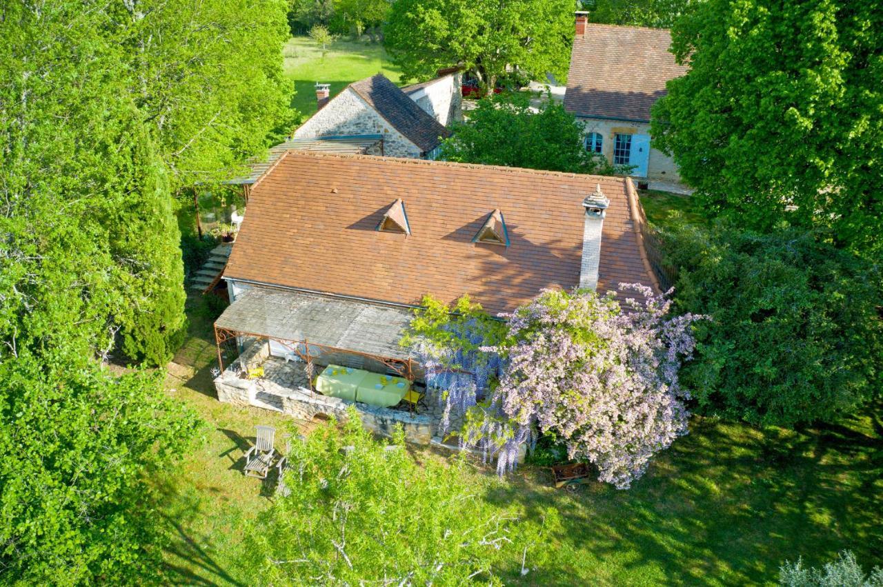 Gites Sibemol Simeyrols Exteriér fotografie