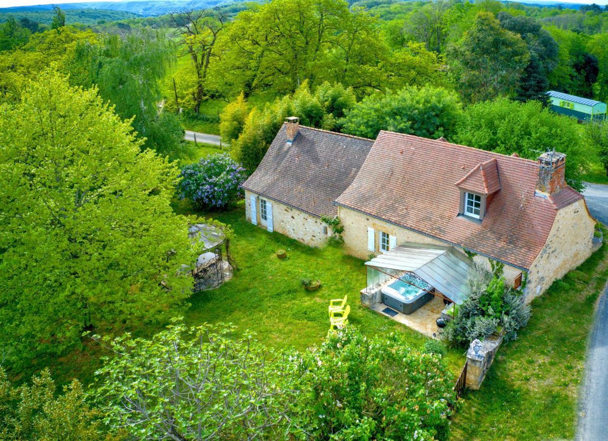 Gites Sibemol Simeyrols Exteriér fotografie